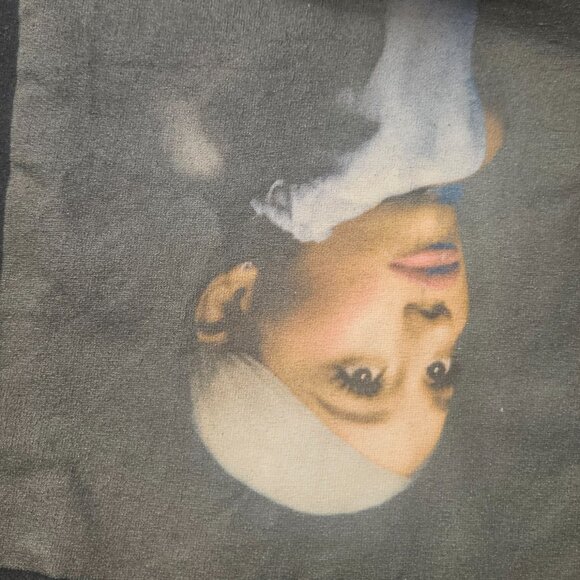 Ariana Grande Sweetener World Tour Concert T-Shirt - Size Small - Black - Picture 7 of 8